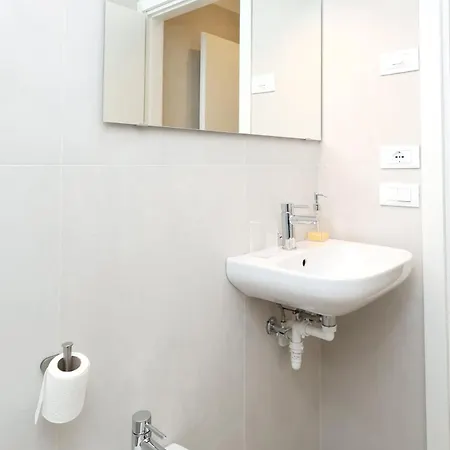 1 Yellow Apartmán
